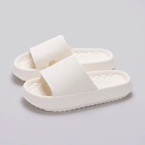 Chinelo slide nuvem confortavel: Os Chinelos Passo Sereno garantem que além do conforto, você terá as roupas que merece! Eles proporcionam um ajuste natural e leve, e suporte contínuo para seus pés.  Encaixe perfeitamente em qualquer ocasião, valorize o seu conforto e estilo hoje mesmo!