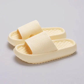 Chinelo slide nuvem confortavel: Os Chinelos Passo Sereno garantem que além do conforto, você terá as roupas que merece! Eles proporcionam um ajuste natural e leve, e suporte contínuo para seus pés.  Encaixe perfeitamente em qualquer ocasião, valorize o seu conforto e estilo hoje mesmo!